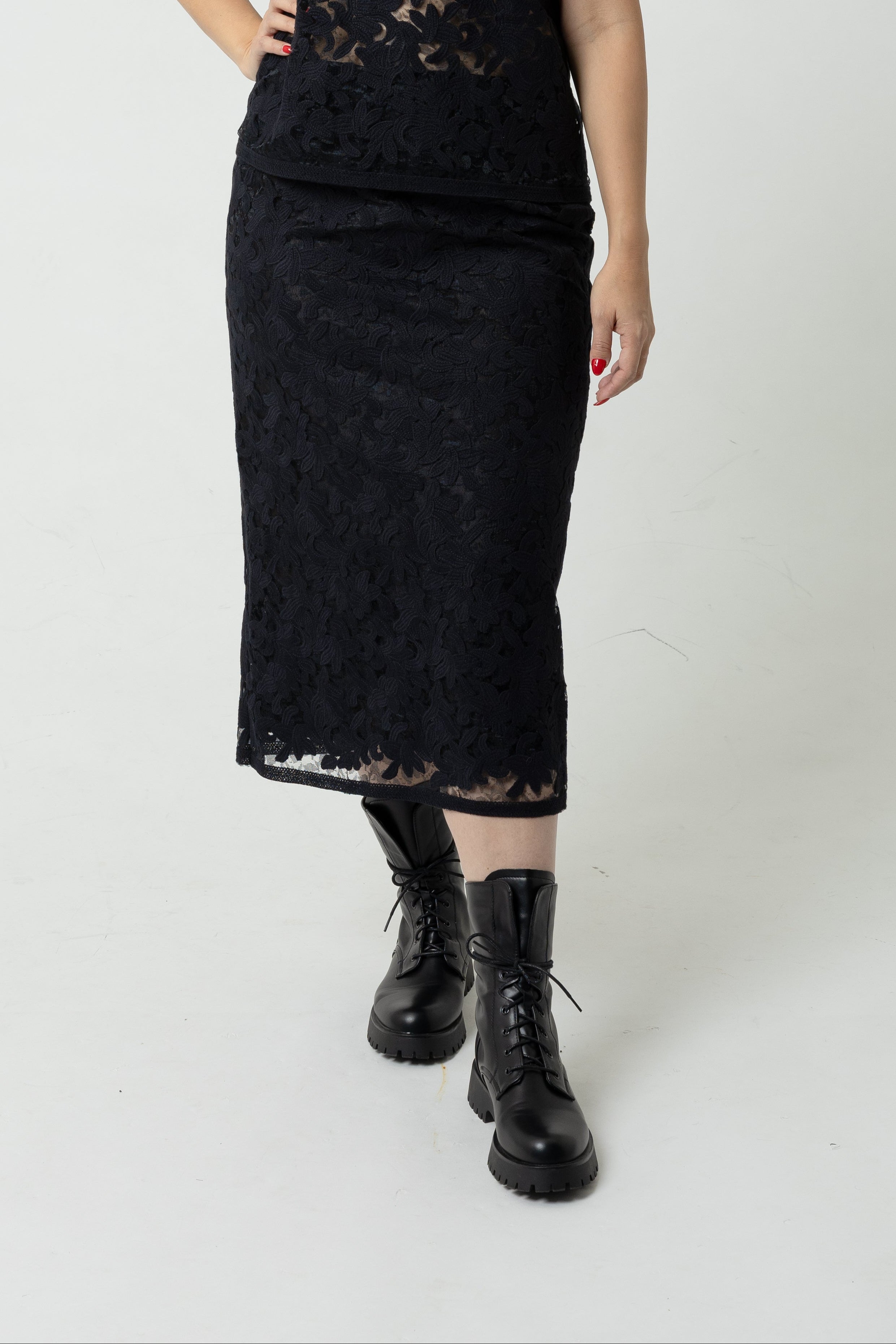 Haruka Jupes in Embroidered Lace