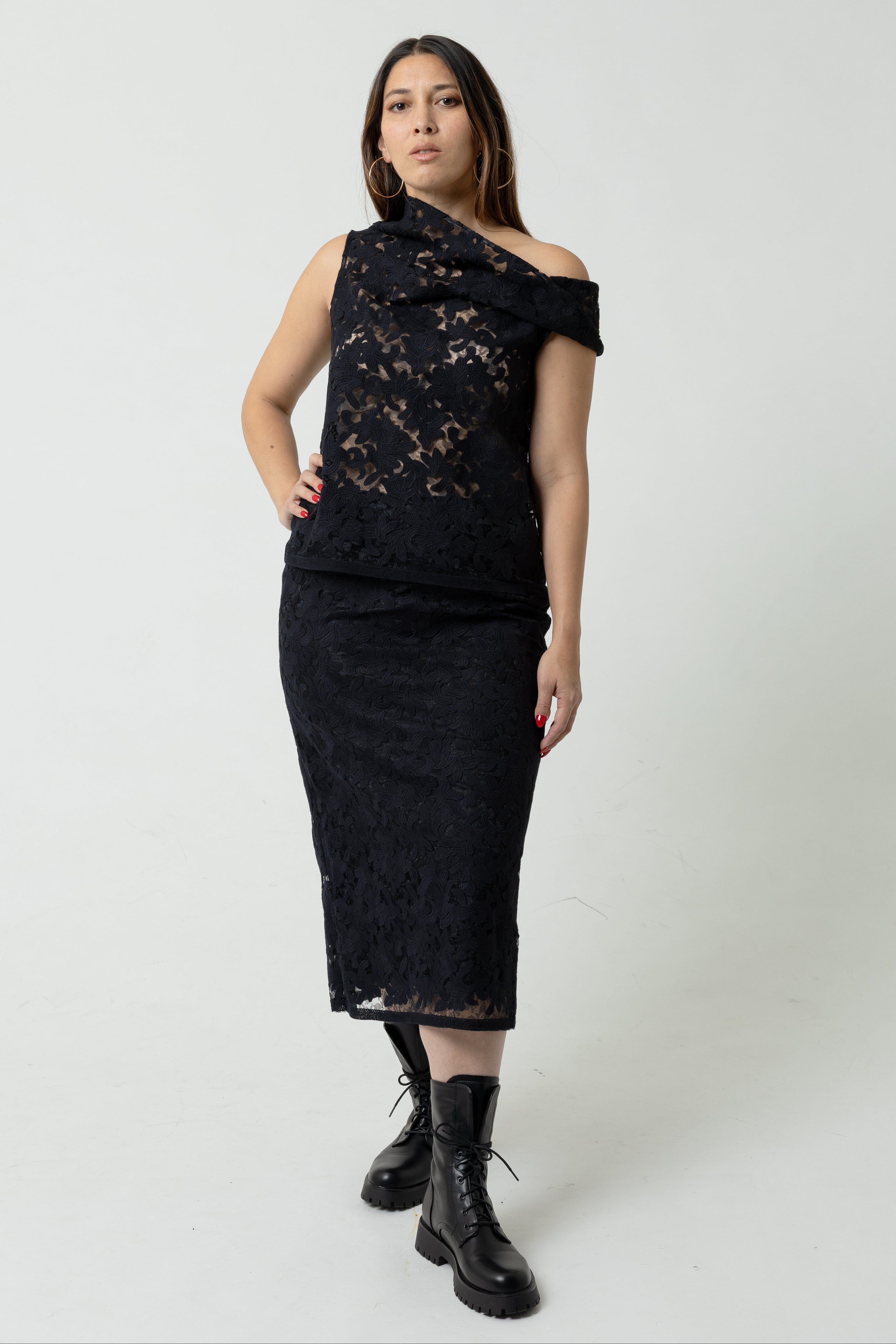 Haruka Jupes in Embroidered Lace