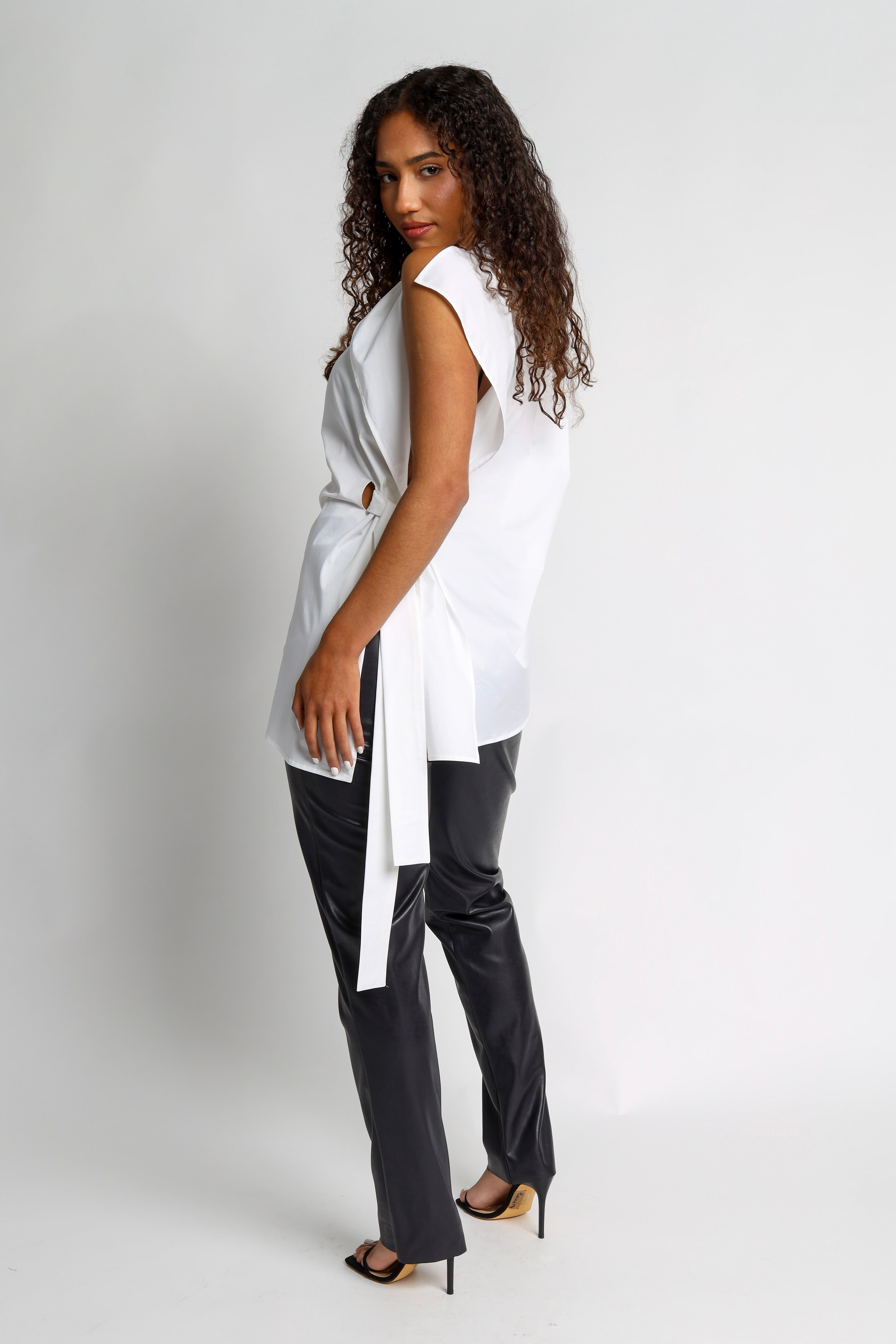 Avi Bluse aus Leicht Gecrashter Baumwolle