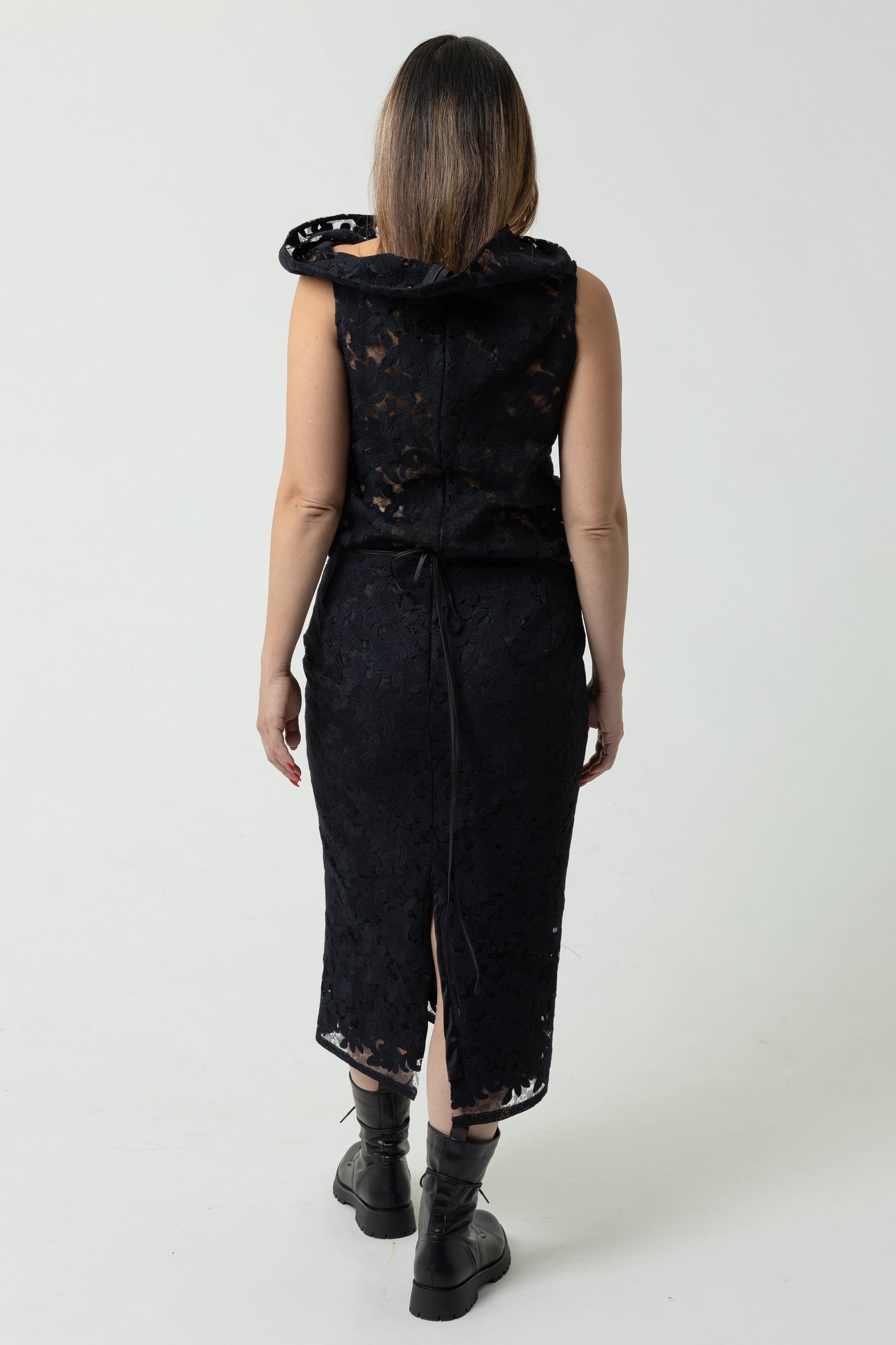 Haruka Jupes in Embroidered Lace