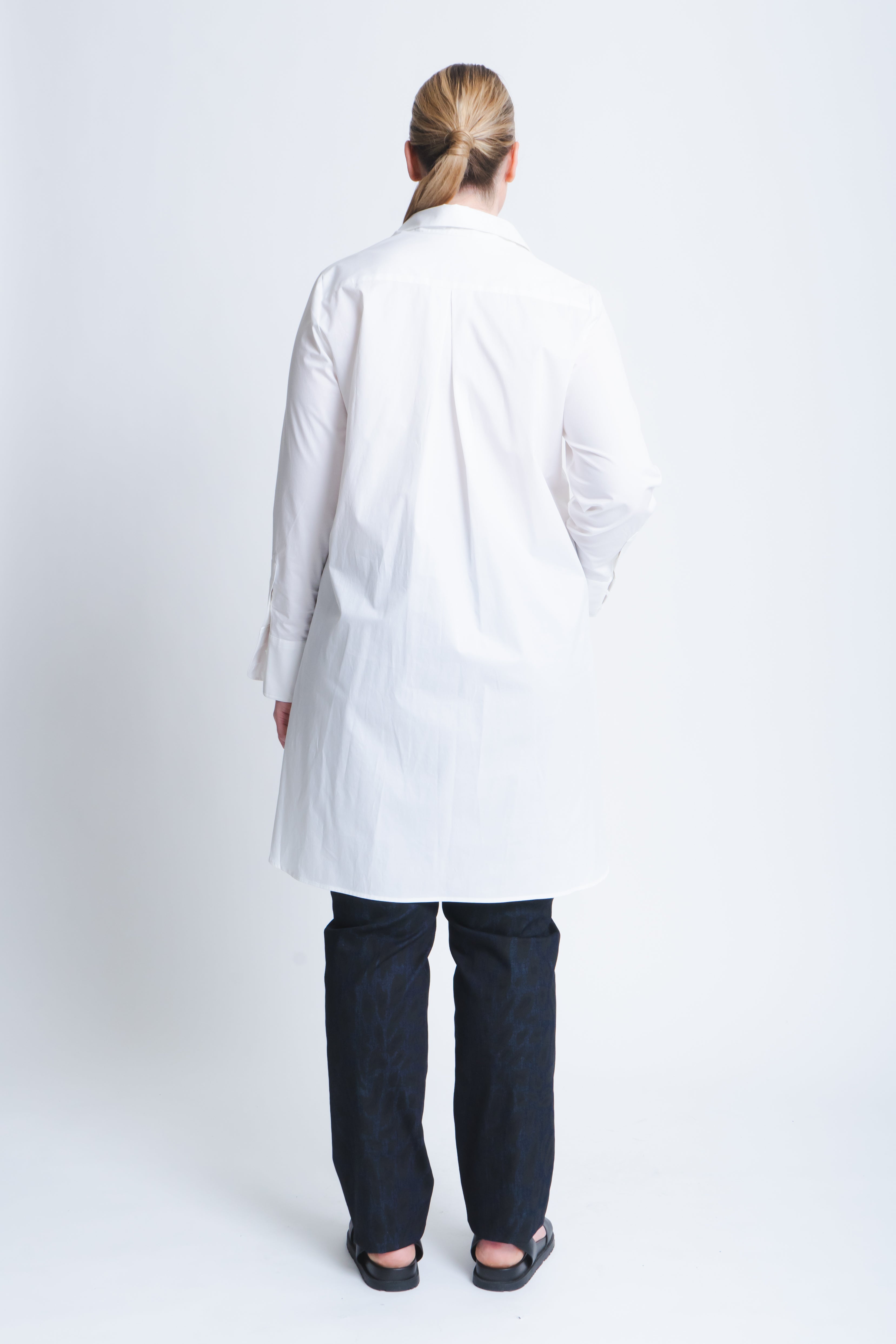 Gaya Weisse Bluse in Leicht Gecrashter Baumwolle