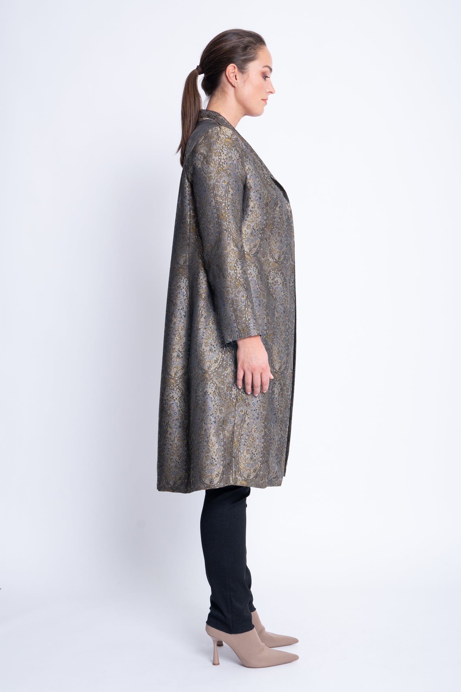 Meira-Long-Jacket-in-Jacquard-